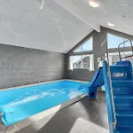 Tatil Evi Lovely In With Sauna